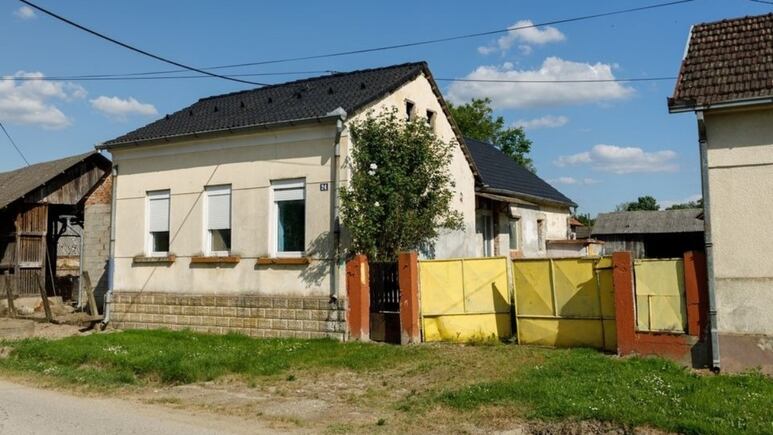 2745.jpg