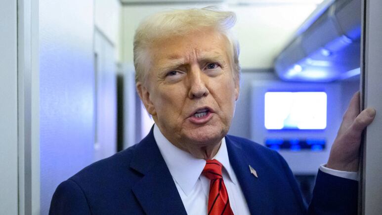 Trump propone deportar y encarcelar a criminales estadounidenses reincidentes en el extranjero