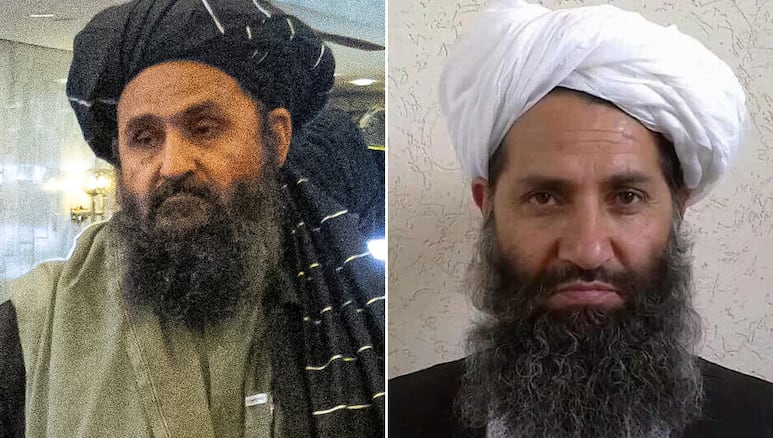 Abdul Hakim Haqqani y Haibatulá Ajundzadá, líderes talibanes de Afganistán.
