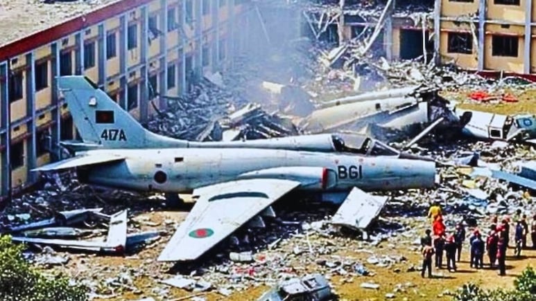 Un avión de la Fuerza Aérea de Bangladesh cae escuela en Daca; reportan 19 muertos