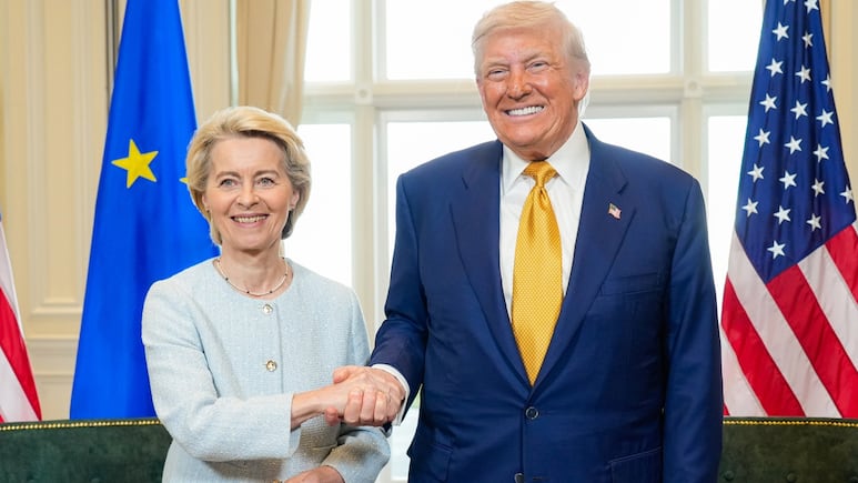 Ursula von der Leyen, presidenta de la Comisión Europea, y Donald Trump, presidente de Estados Unidos.