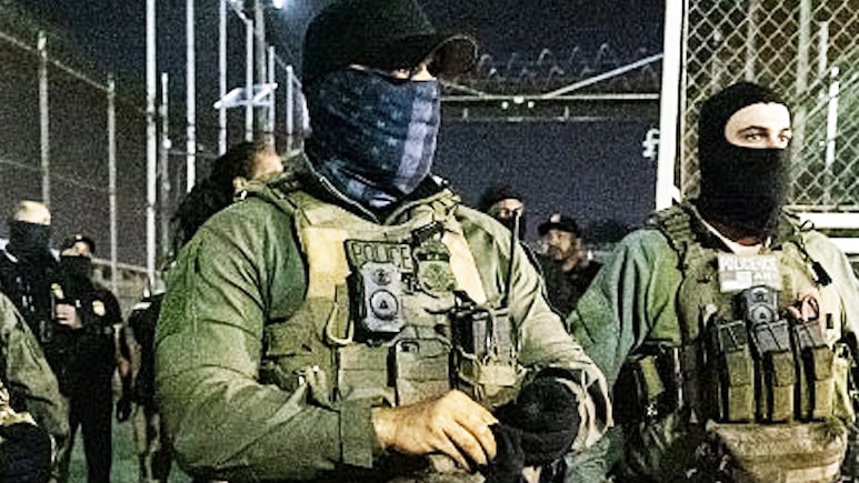 Policías del Servicio de Control de Inmigración y Aduanas (ICE)