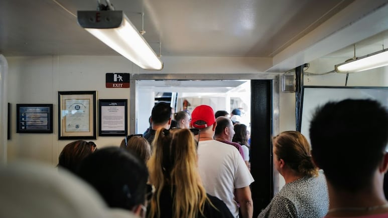¿No tramitaste la Real ID antes del 7 de mayo y vives en Chicago? Esta noticia te alegrará