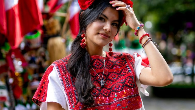 Little Village; el pueblo de Chicago que no le teme a ICE ya alista festejos por Independencia de México