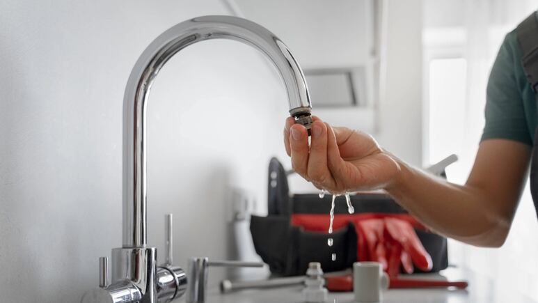 Cómo afectarán las tormentas al suministro de agua en Chicago: Autoridades piden usar menos
