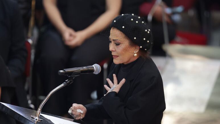 Alejandra Guzmán rompe en llanto y revela cómo Silvia Pinal logró unirla a Frida Sofía antes de morir