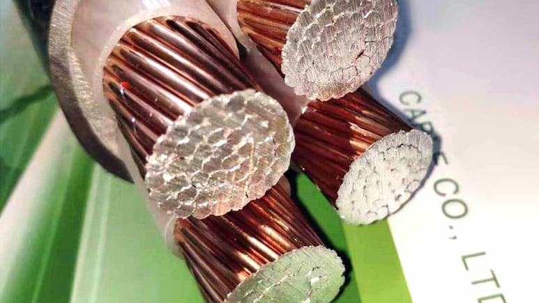 Cable de cobre.