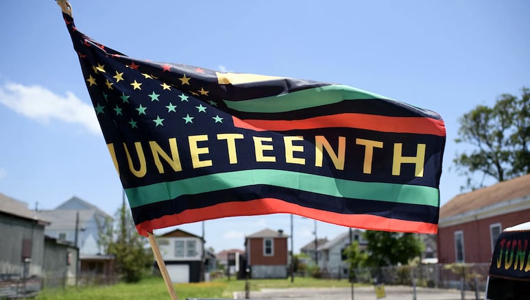 Bandera en conmemoración al Juneteenth (19 de junio)