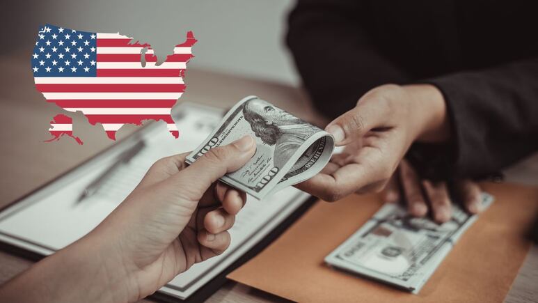 ¿Qué grupo de personas en EEUU recibe BONO de 1,700 dólares hasta junio y cuál es la razón?