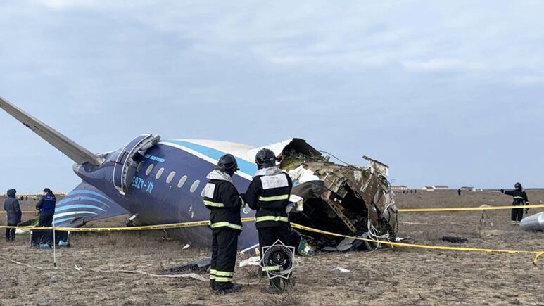 Putin se disculpa con presidente de Azerbaiyán por trágico accidente aéreo que mató a 38 personas