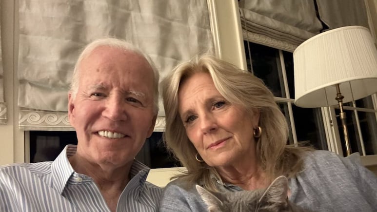 Exmédico de la Casa Blanca afirma que a Joe Biden le quedan 18 meses de vida