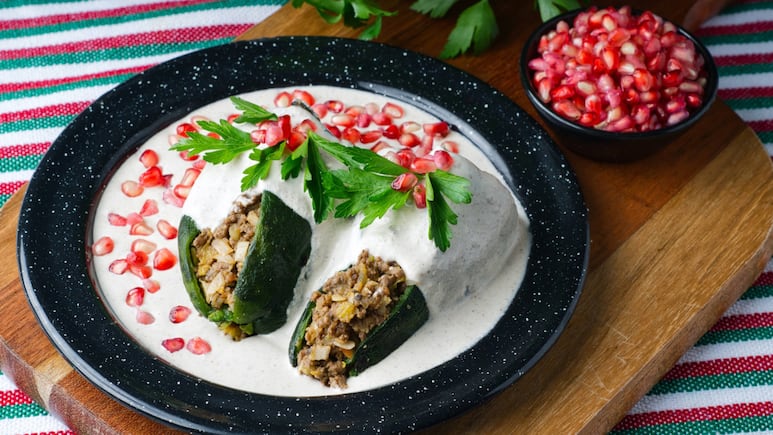 ¿Dónde comer chiles en nogada en Estados Unidos?