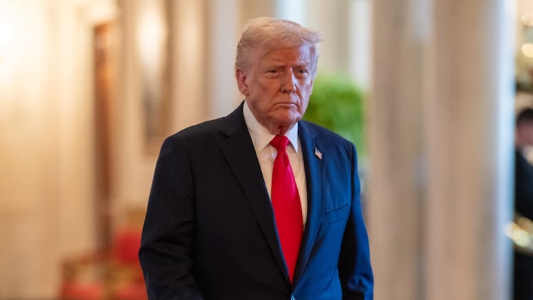Amenaza de guerra nuclear de Rusia serviría de distracción para Trump